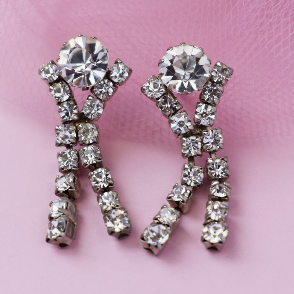 Vintage crystal tassel earrings, clear rhinestone fringe earrings for bride
